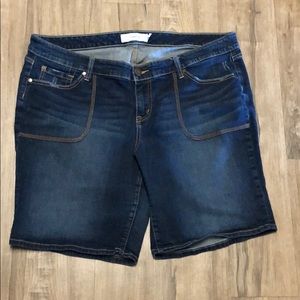 Torrid Jean shorts size 20